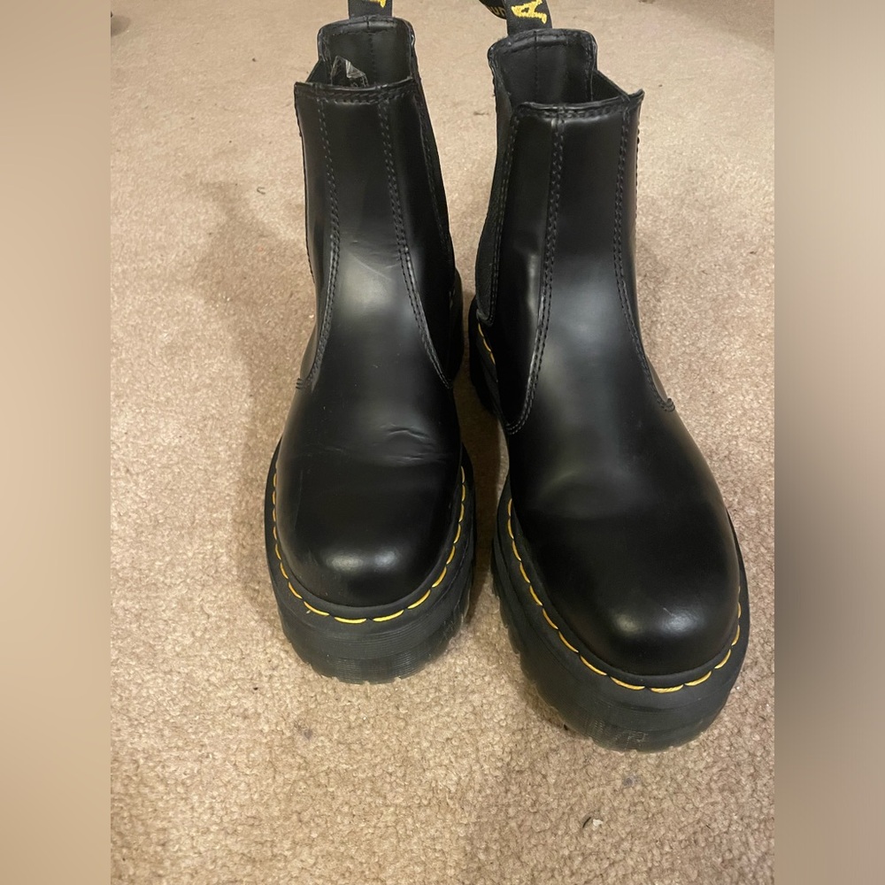 Doc Marten platform Chelsea boot